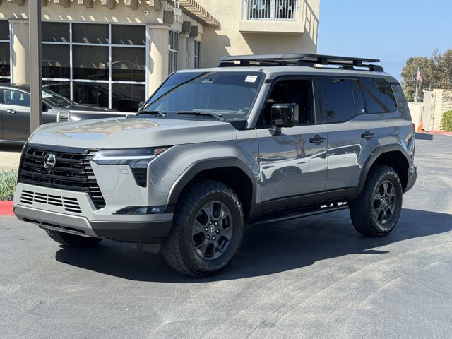 Used 2024 Lexus GX 550 AWD/4WD image 4