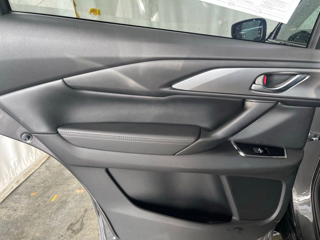 Used 2016 MAZDA CX-9 Touring image 23