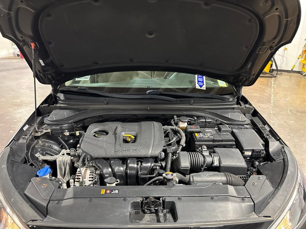 Used 2020 Hyundai Elantra SEL w/ Winter Weather Package FWD image 10