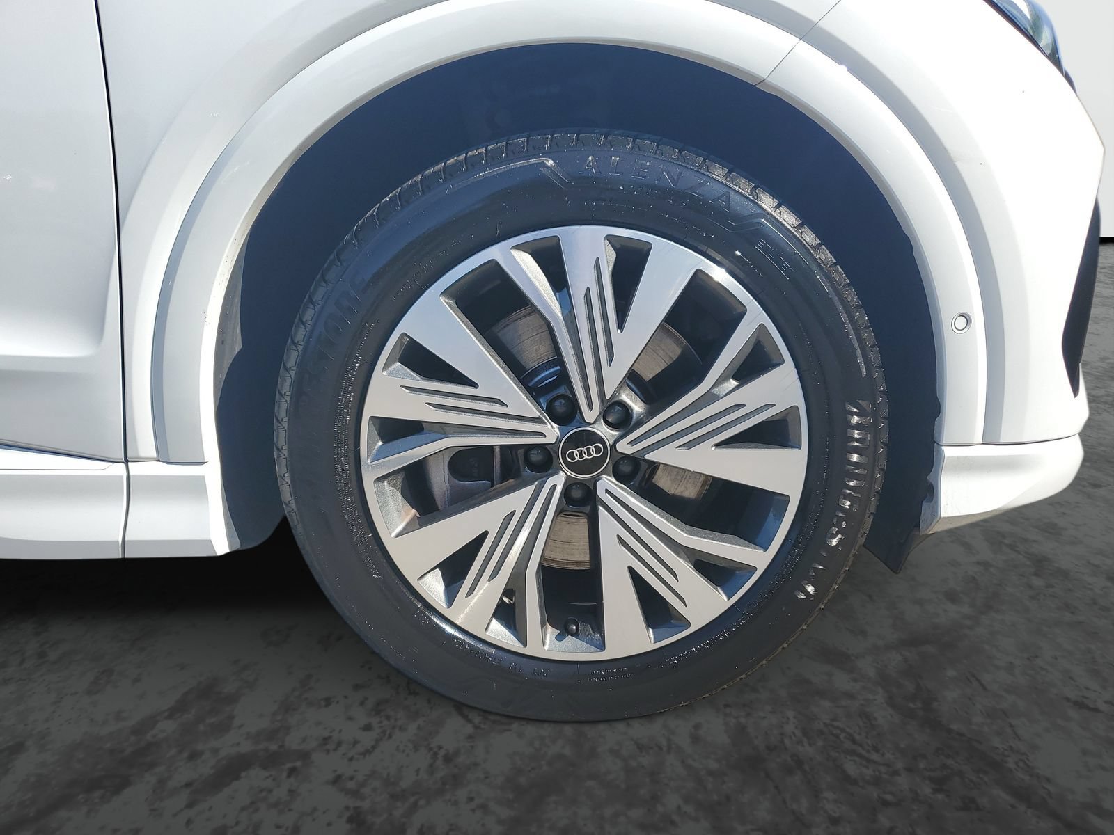Used 2023 Audi Q4 e-tron Premium w/ Premium Plus RWD image 6