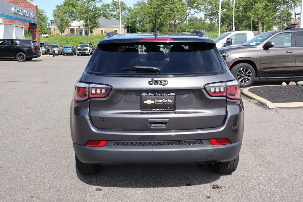 Used 2018 Jeep Compass Latitude w/ Popular Equipment Group FWD image 26