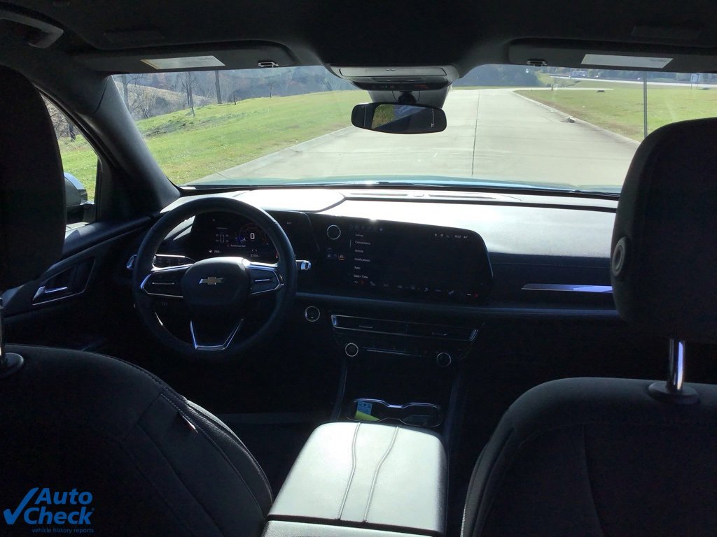 Used 2024 Chevrolet Traverse LT image 22