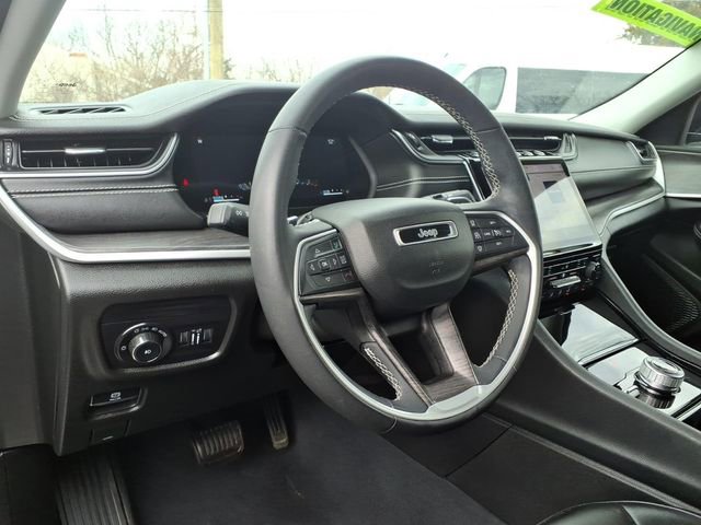 Certified 2023 Jeep Grand Cherokee L Limited w/ Black Appearance Package AWD/4WD image 27