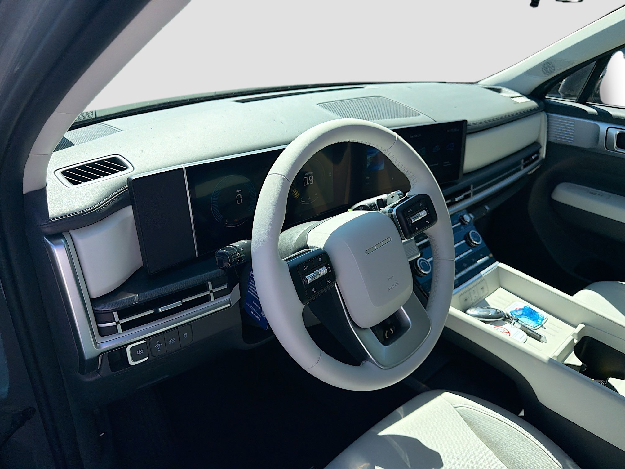 New 2026 Hyundai Santa Fe SE FWD image 25