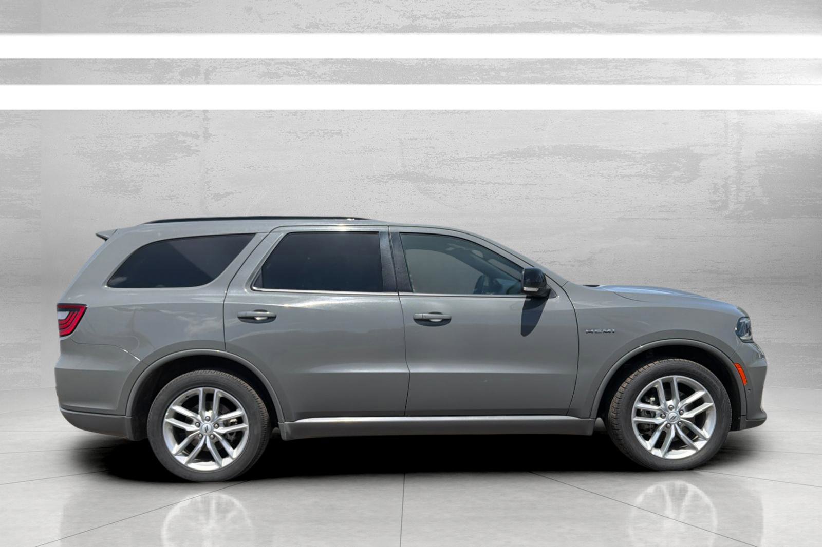Used 2025 Dodge Durango R/T AWD/4WD image 4