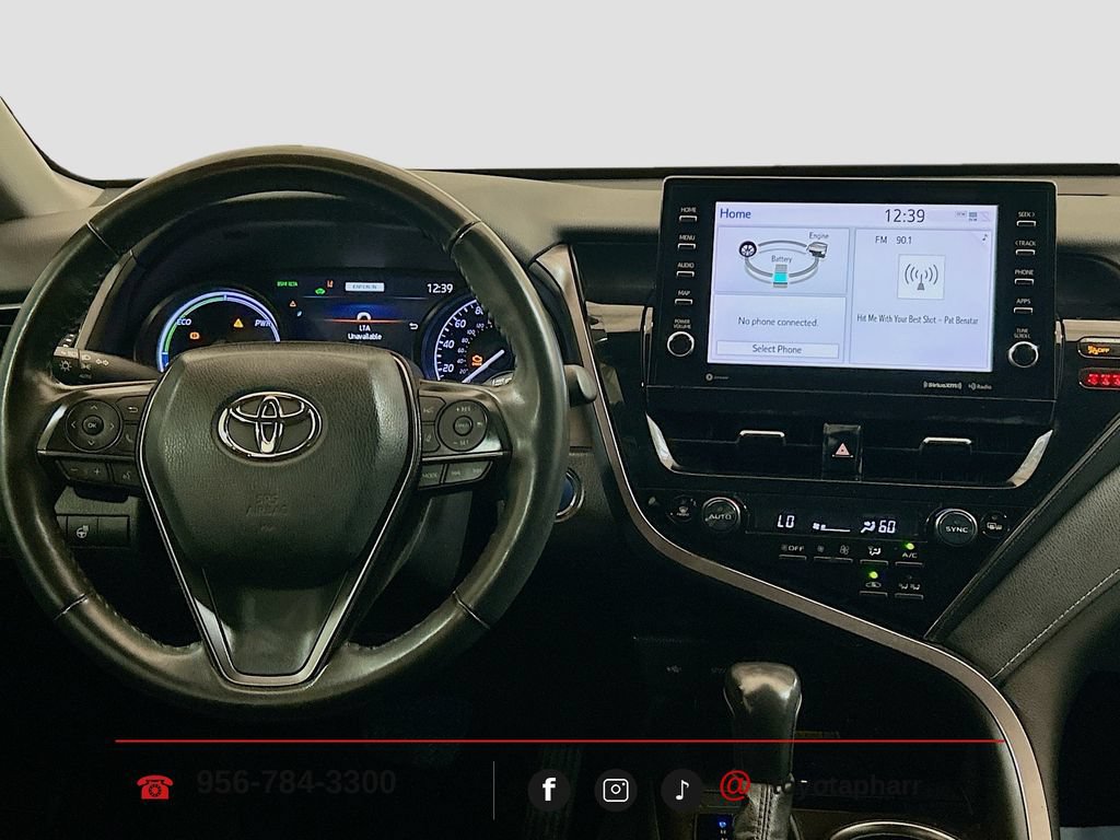 Used 2022 Toyota Camry XSE w/ Cold Weather Package FWD image 19