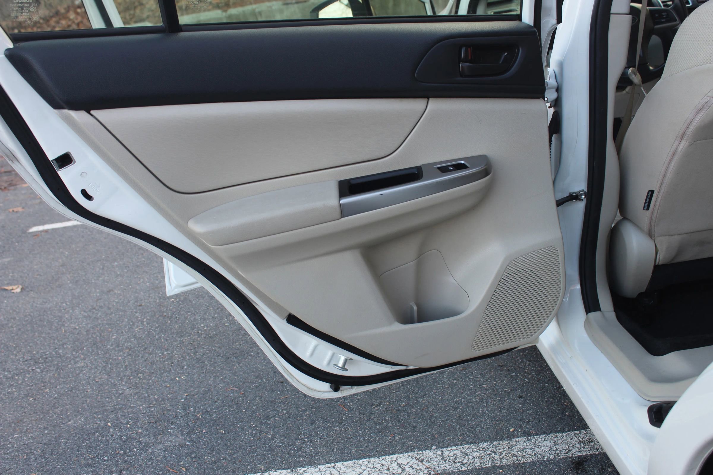 Used 2016 Subaru Impreza 2.0i image 14