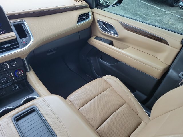 Certified 2021 Chevrolet Tahoe Premier w/ Premium Package RWD image 12