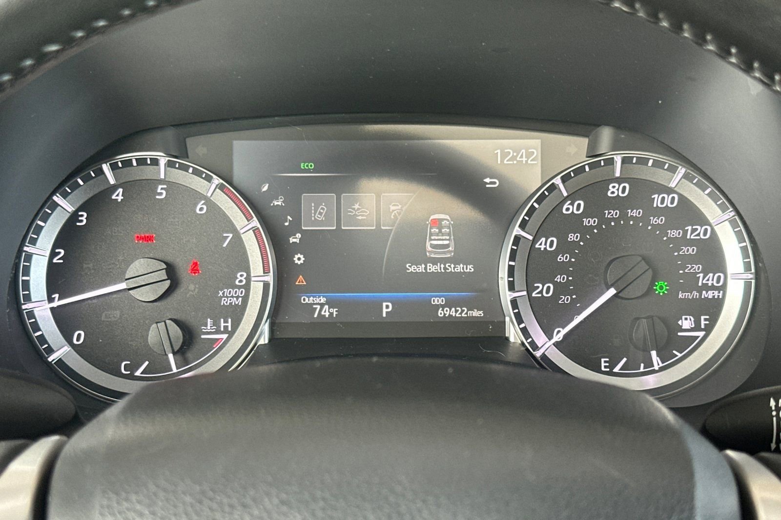 Used 2023 Toyota Highlander XLE image 30