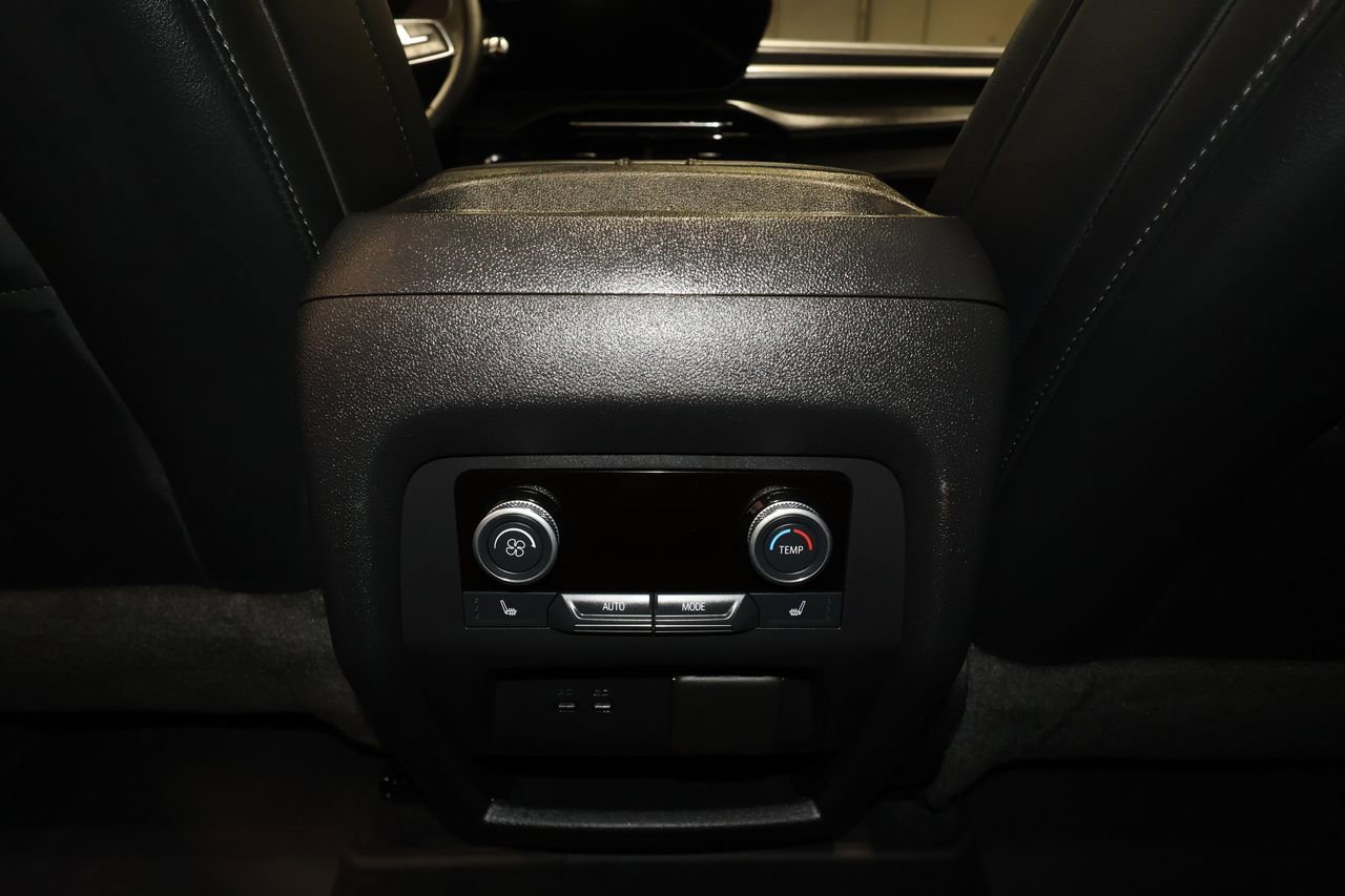 Certified 2025 Buick Enclave Avenir w/ Super Cruise Package image 31