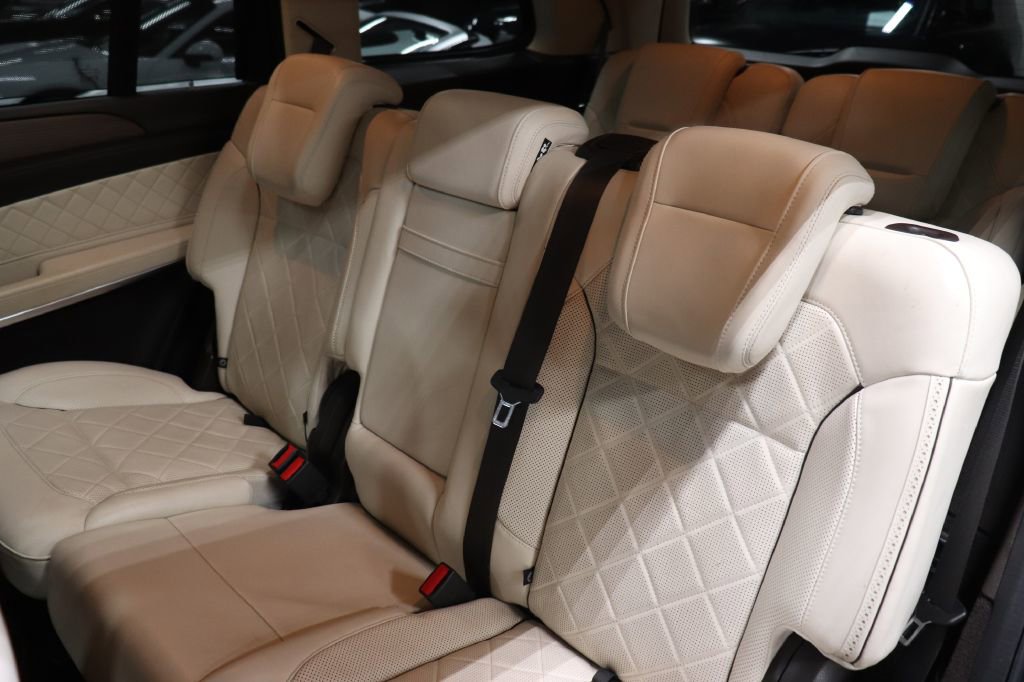 Used 2019 Mercedes-Benz GLS 550 4MATIC w/ Grand Edition Package image 15