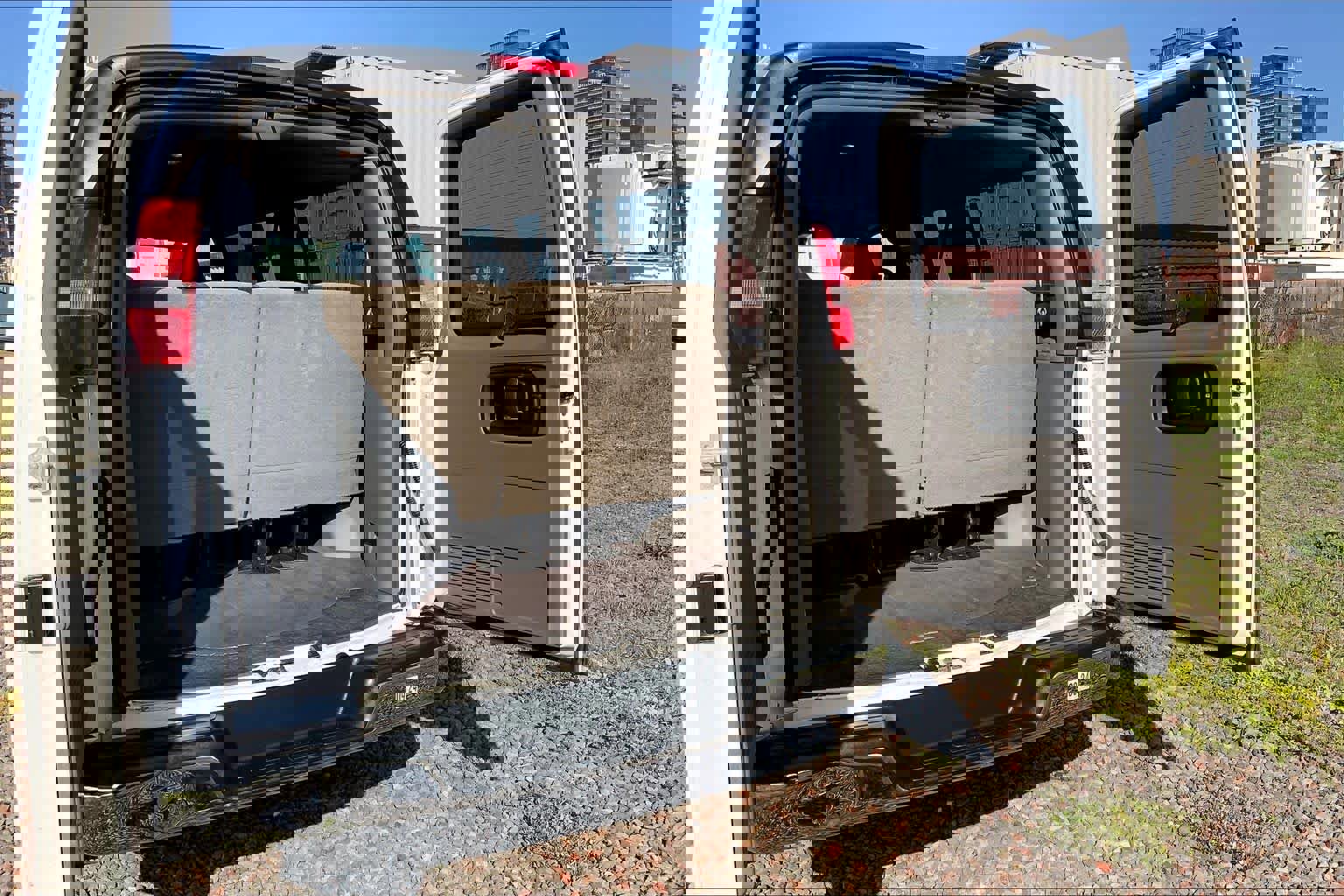 Used 2019 Chevrolet Express 3500 LT w/ LT Preferred Equipment Group image 14