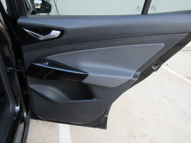 Used 2021 Volkswagen ID.4 Pro S w/ Gradient Package image 26