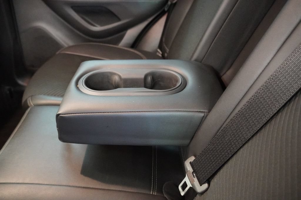 Used 2014 Buick Encore Convenience FWD image 26