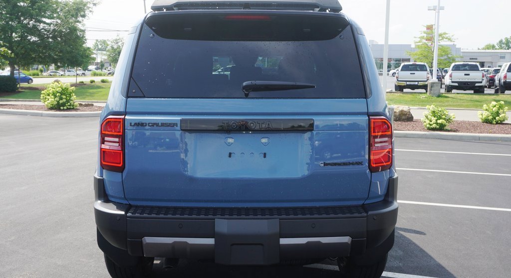 New 2025 Toyota Land Cruiser image 5
