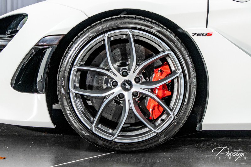 Used 2022 McLaren 720S Spider image 19