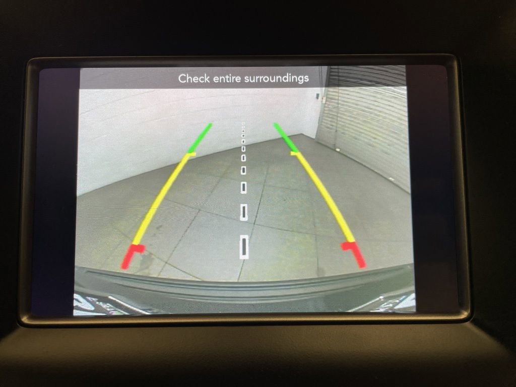 Used 2019 Jeep Grand Cherokee Laredo AWD/4WD image 24