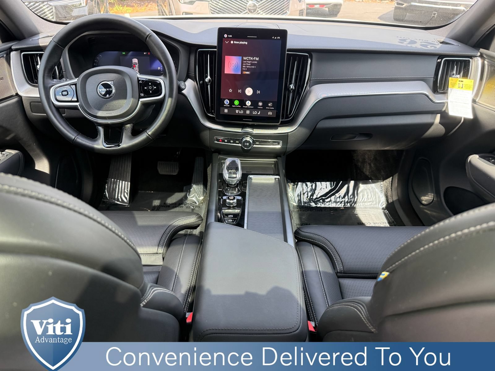 Used 2026 Volvo XC60 B5 Ultra w/ Protection Package Premier AWD/4WD image 2