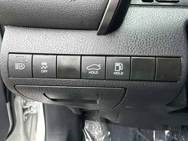 Used 2023 Toyota Camry SE AWD/4WD image 27