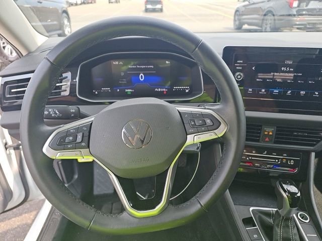 Used 2025 Volkswagen Jetta S FWD image 13