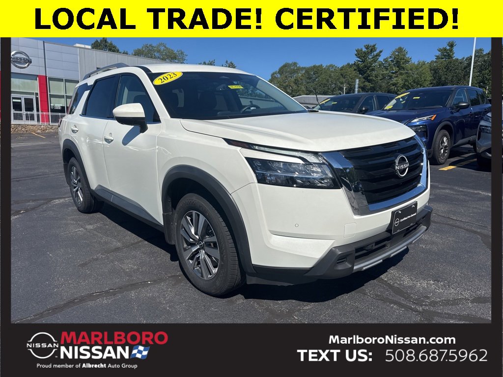 Certified 2023 Nissan Pathfinder SL image 1