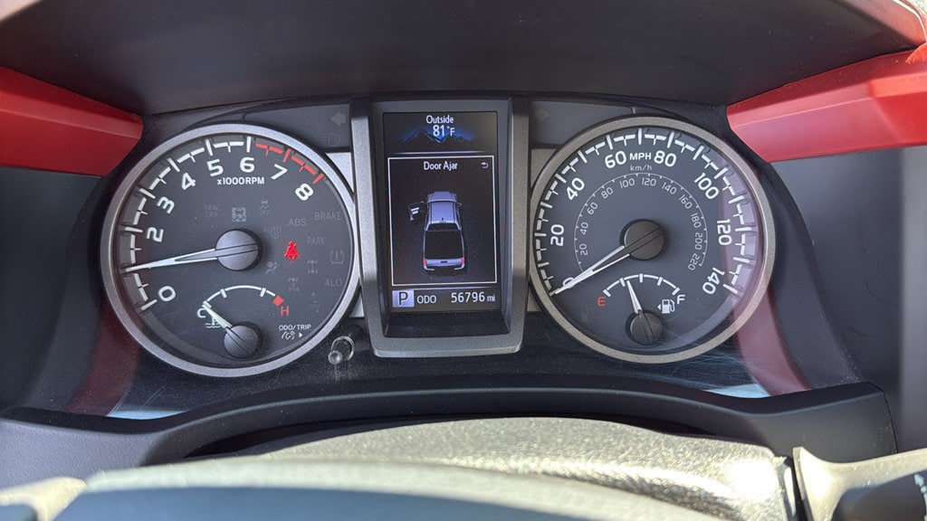 Used 2020 Toyota Tacoma TRD Off-Road AWD/4WD image 15