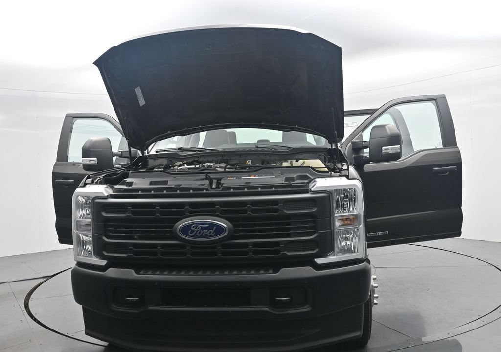 Used 2024 Ford F350 XL AWD/4WD image 49