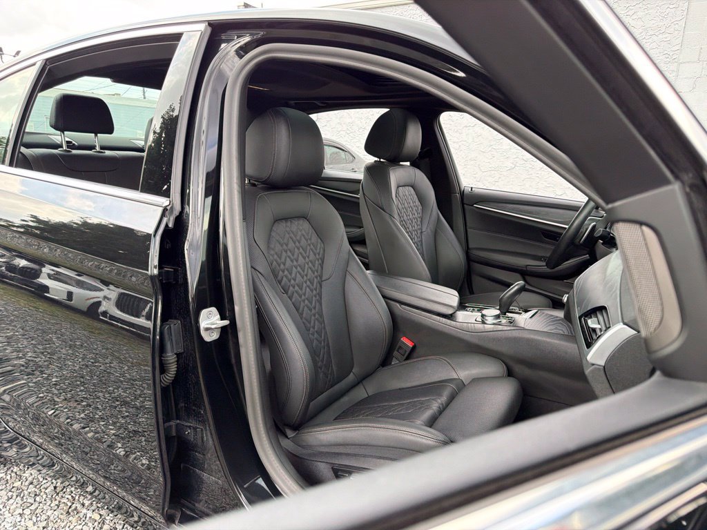 Used 2023 BMW 530i xDrive w/ Premium Package AWD/4WD image 11