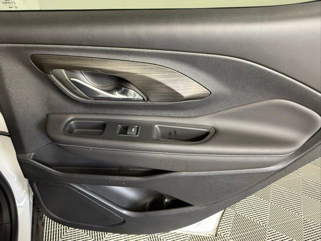 Used 2022 GMC Terrain SLE w/ Driver Convenience Package image 41