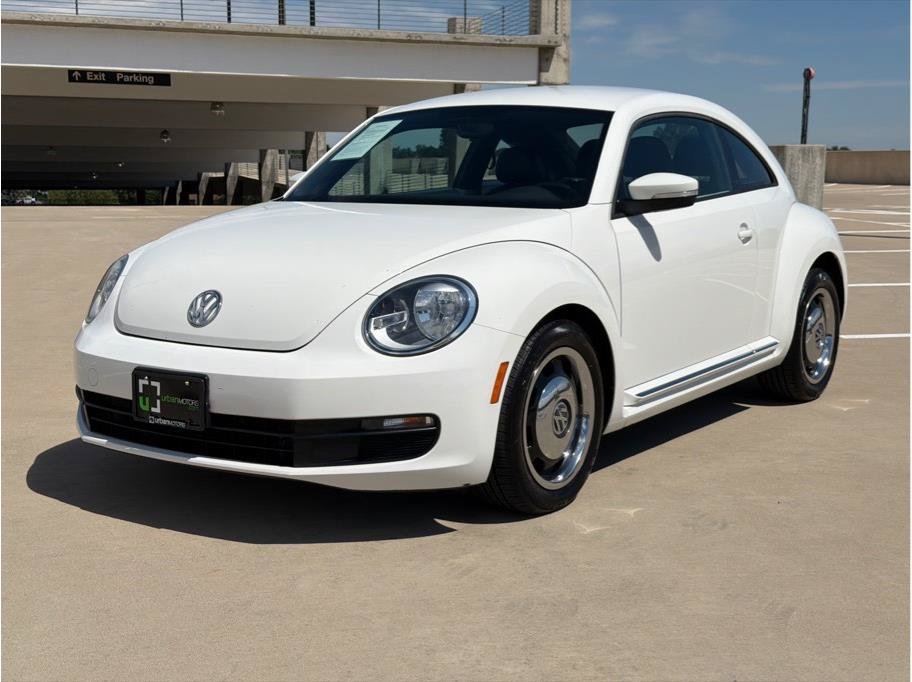 Used 2012 Volkswagen Beetle 2.5 FWD image 3