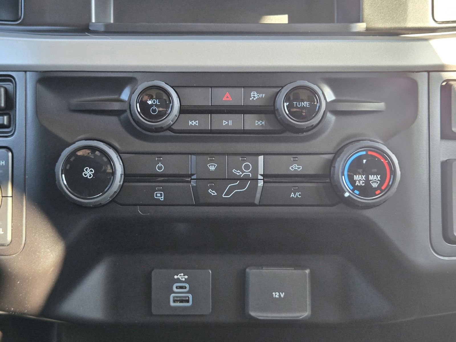 New 2026 Ford F350 XL w/ STX Appearance Package AWD/4WD image 20