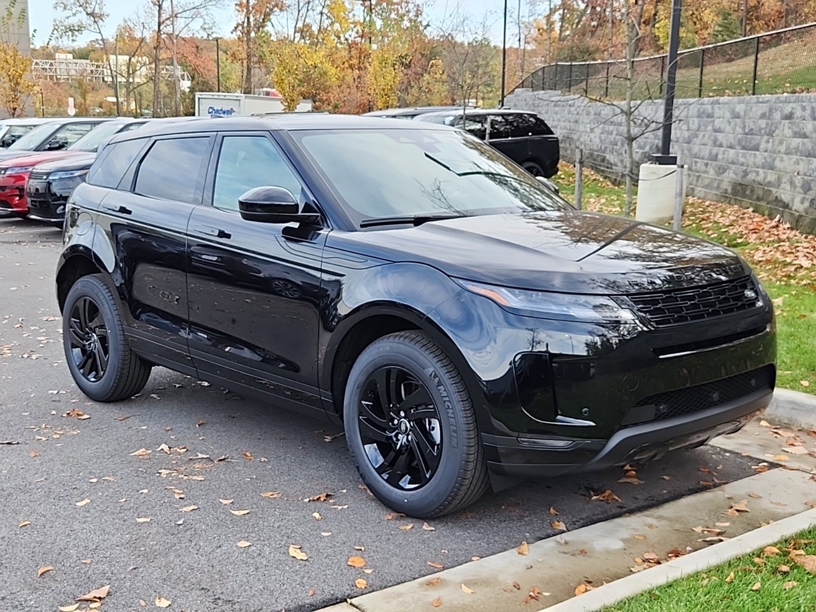 Used 2025 Land Rover Range Rover Evoque S image 10