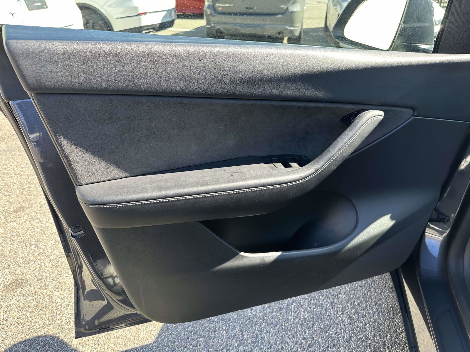 Used 2022 Tesla Model Y Long Range AWD/4WD image 12