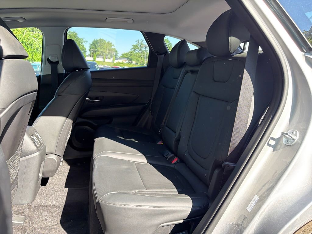 Certified 2025 Hyundai Tucson SEL AWD/4WD image 33