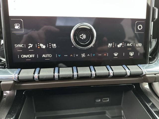 New 2026 GMC Yukon XL Elevation w/ Elevation Premium Package image 19