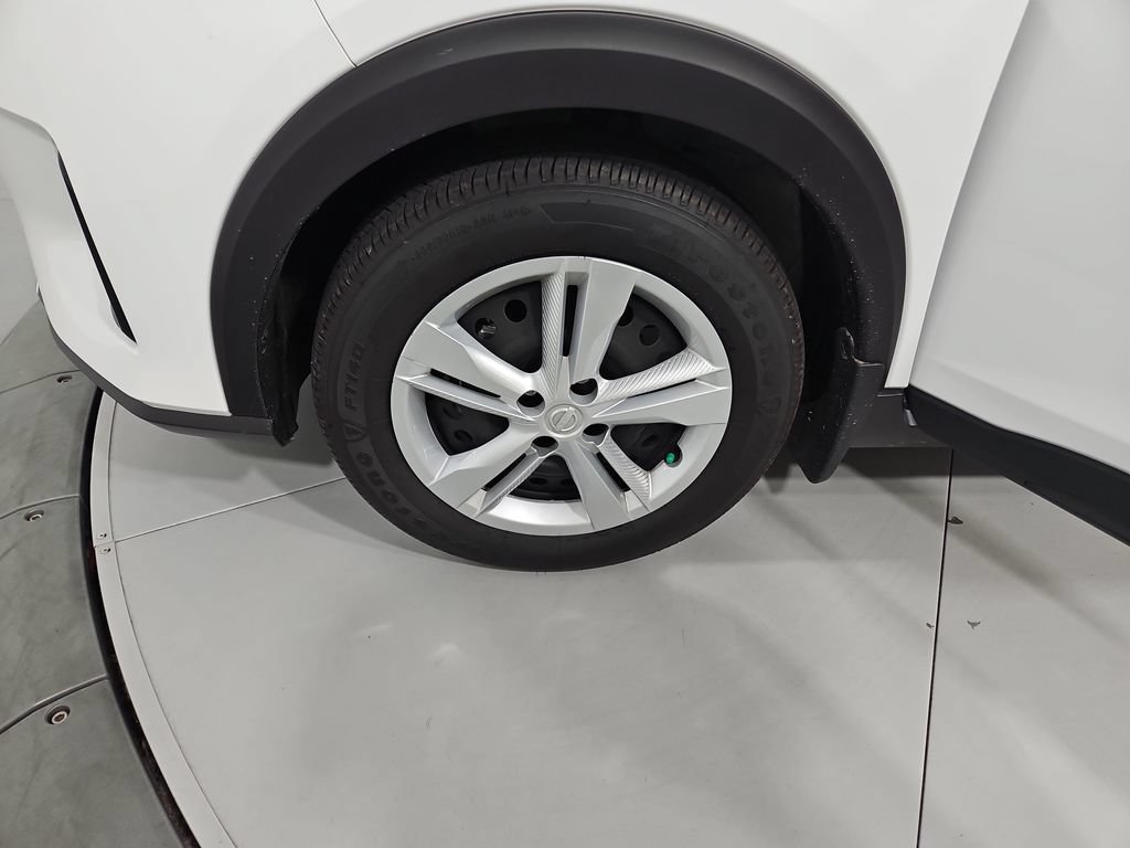Certified 2025 Nissan Kicks Play S FWD image 27
