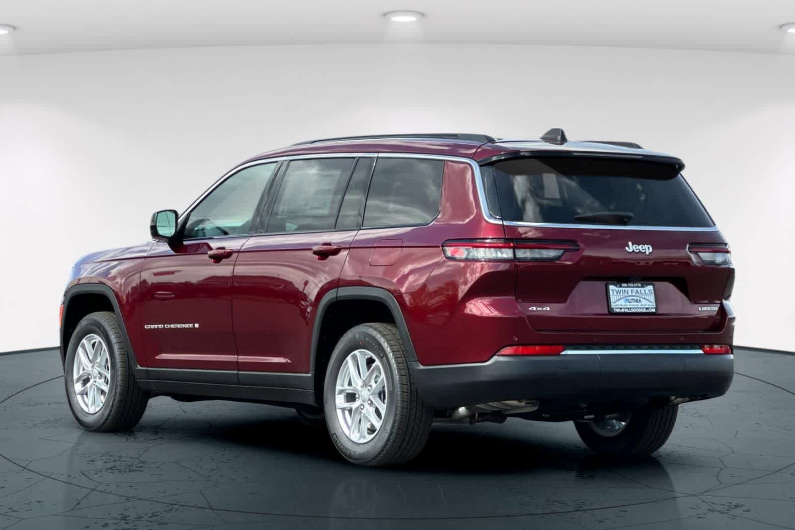 New 2026 Jeep Grand Cherokee L 4WD image 8