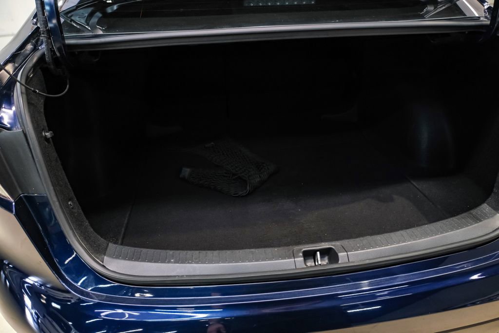 Used 2022 Toyota Corolla LE FWD image 48
