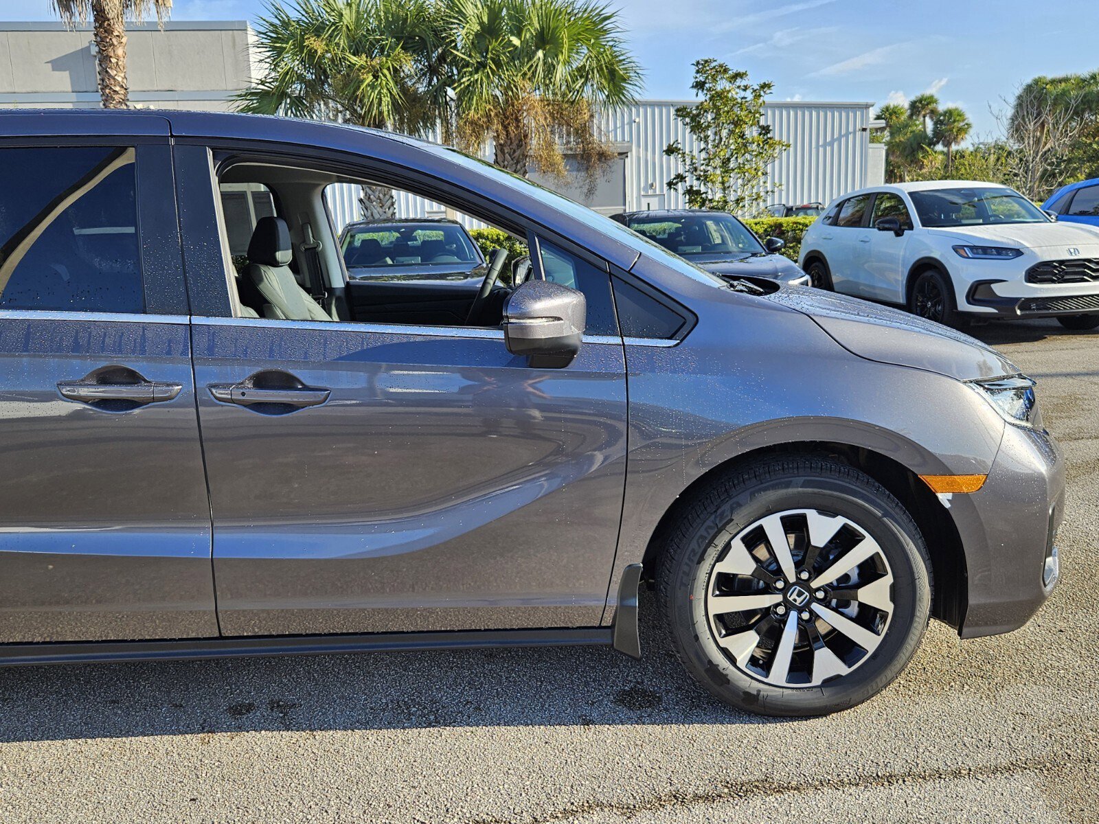 New 2026 Honda Odyssey EX-L image 2