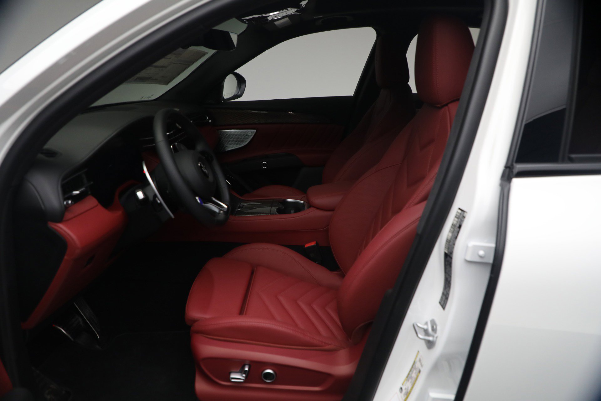 New 2026 Maserati Grecale Modena image 13