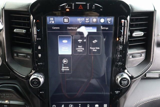 Used 2023 RAM 3500 Limited image 31