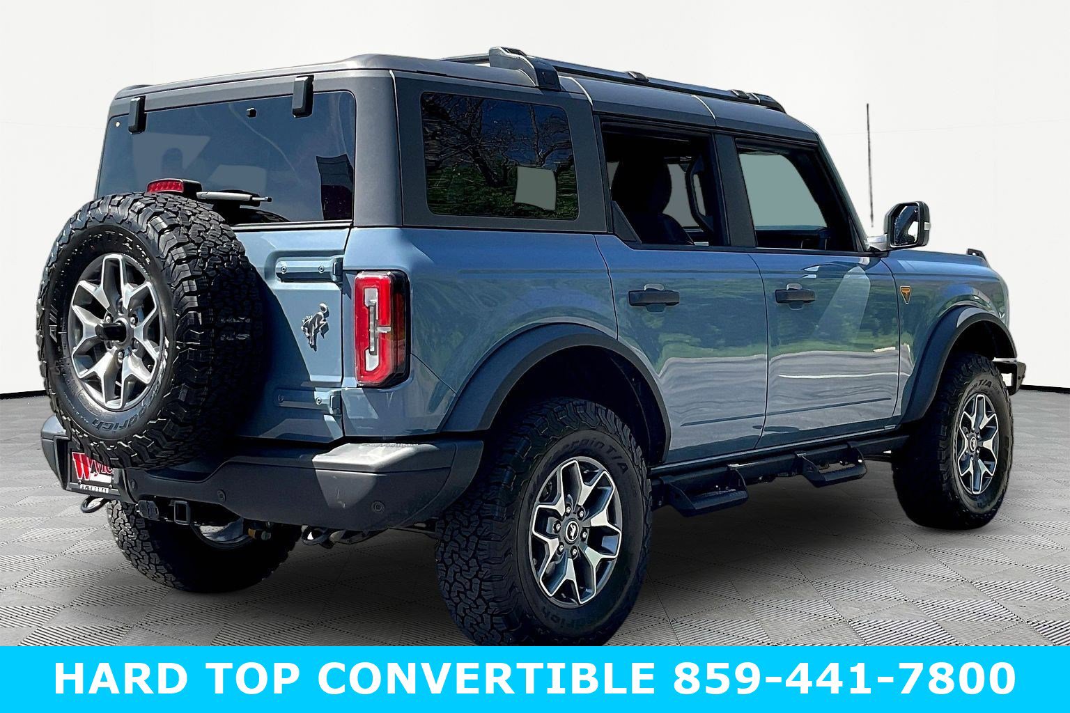 Used 2024 Ford Bronco Badlands image 6