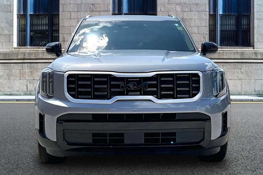 Used 2023 Kia Telluride S AWD/4WD image 3