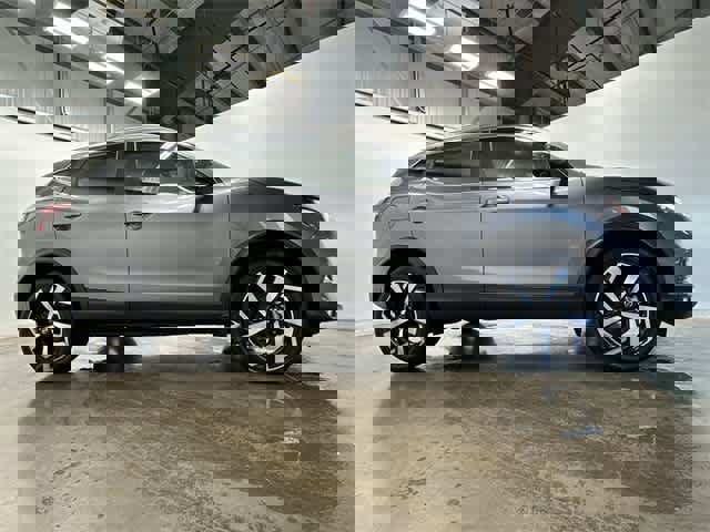 Used 2022 Nissan Rogue Sport SL w/ Premium Package image 3