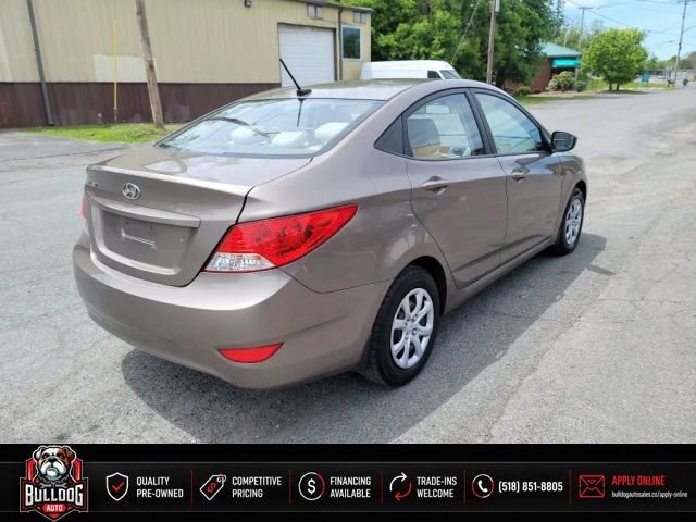 Used 2012 Hyundai Accent GLS FWD image 6