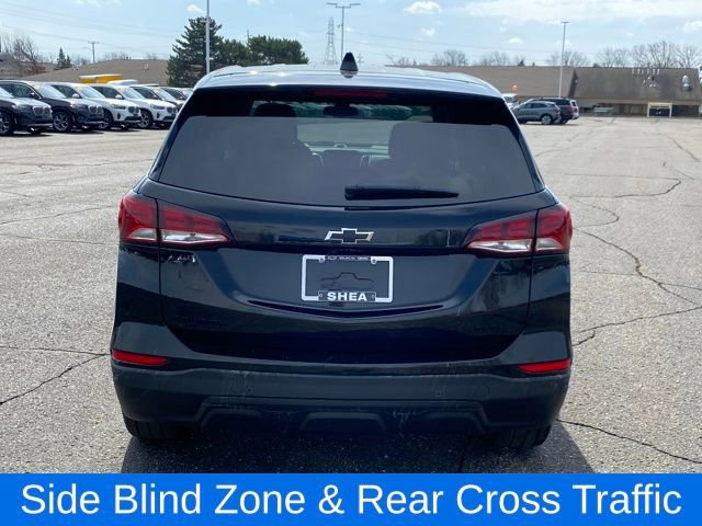 Used 2023 Chevrolet Equinox LS w/ LS Convenience Package image 4