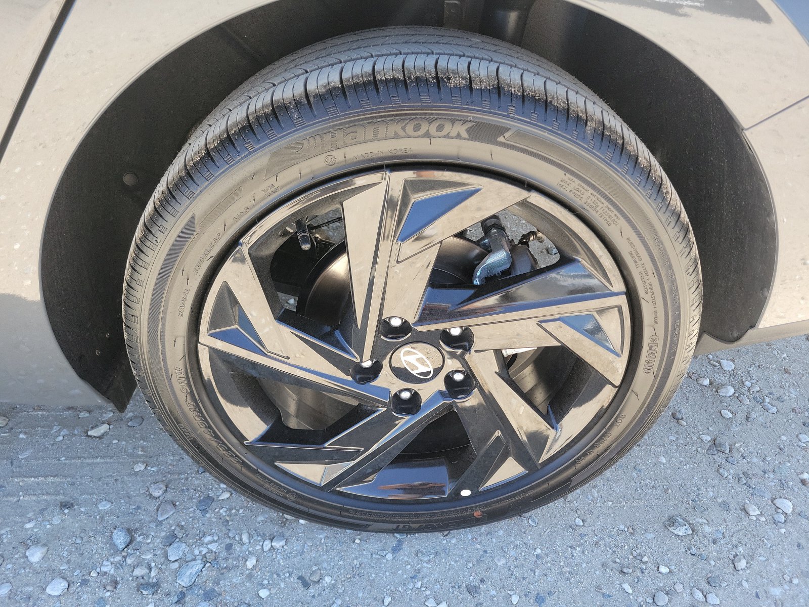 New 2026 Hyundai Elantra Sport FWD image 22
