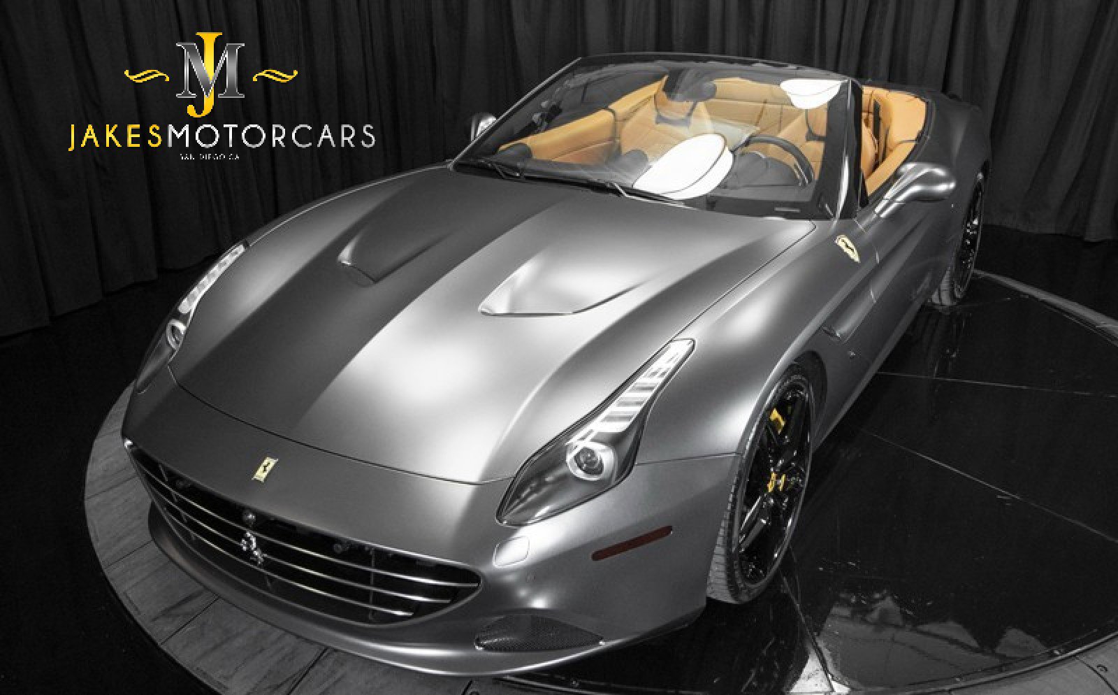 Used 2016 Ferrari California T RWD image 22