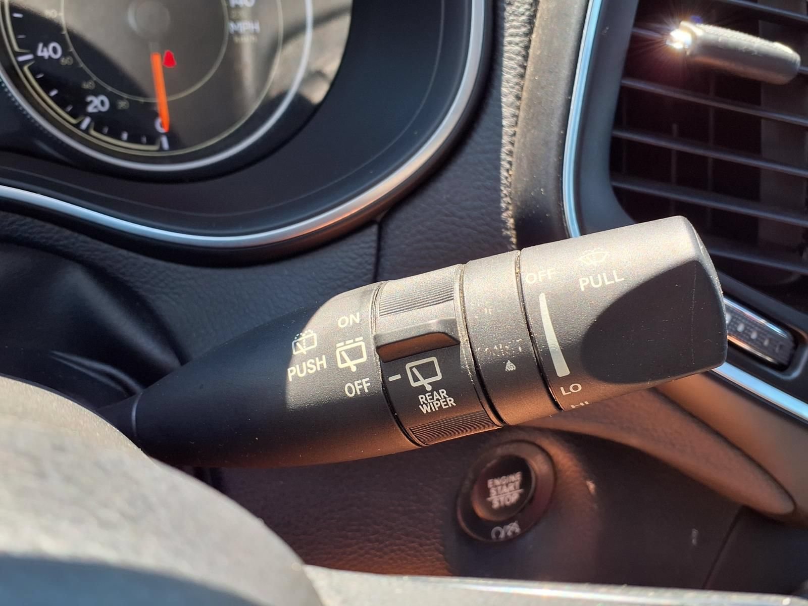 Used 2020 Jeep Cherokee Latitude Plus FWD image 21