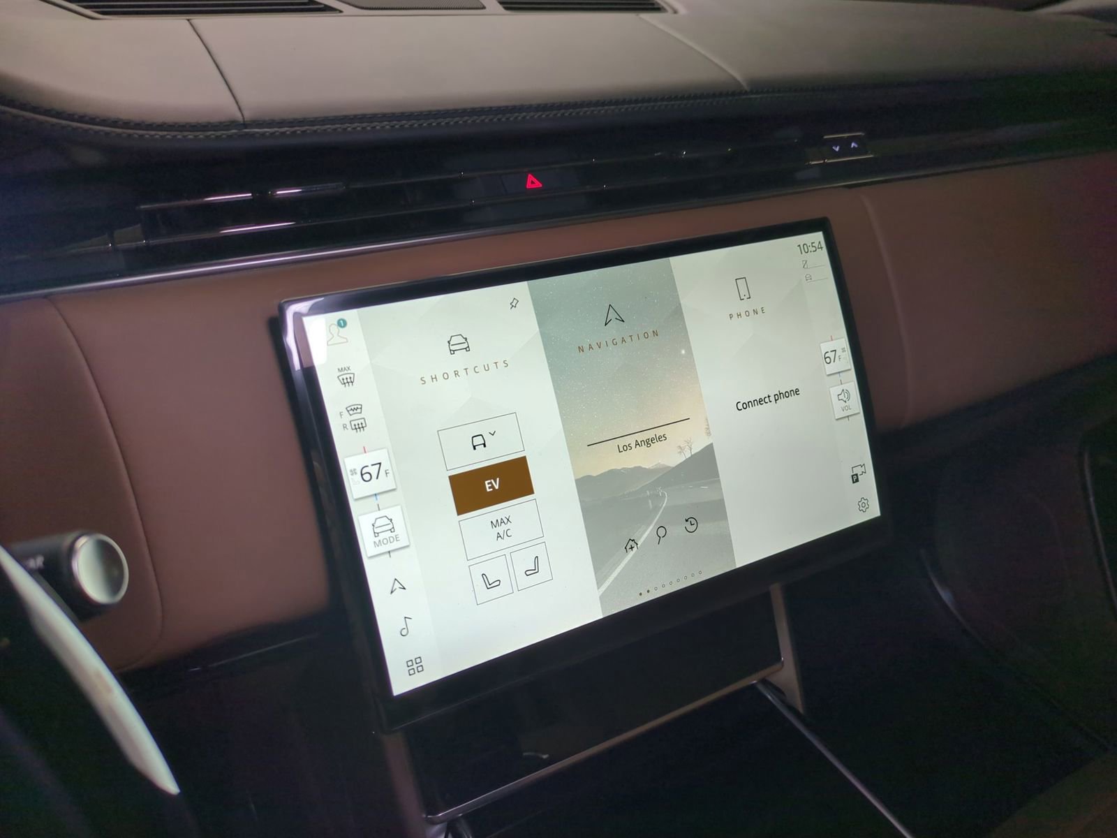 New 2026 Land Rover Range Rover SE image 19